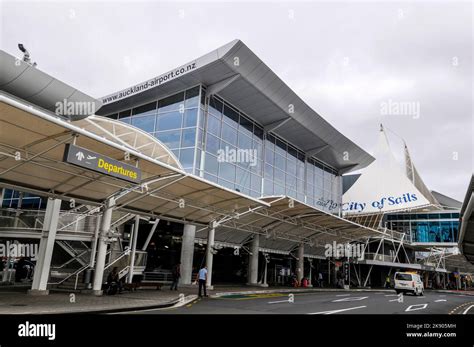 auckland airport webcam|Live Stream from Auckland International Airport, New Zealand